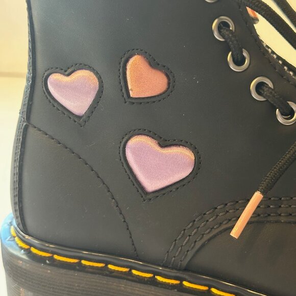 Dr. Martens Sinclair Leather Heart Platform Boots NWOB - Picture 7 of 8